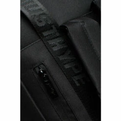 Hype. Black Boxy Bag -Hype Shop unnamed file 2423