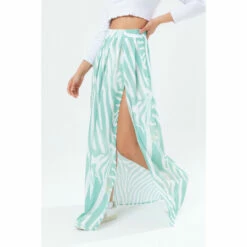 Hype. Womens White Mint Zebra Maxi Skirt